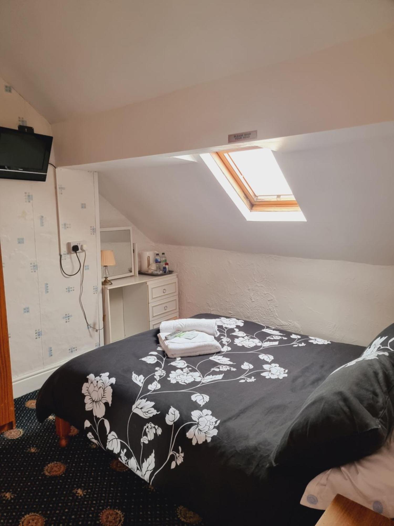 Hotel The Glen Stuart *